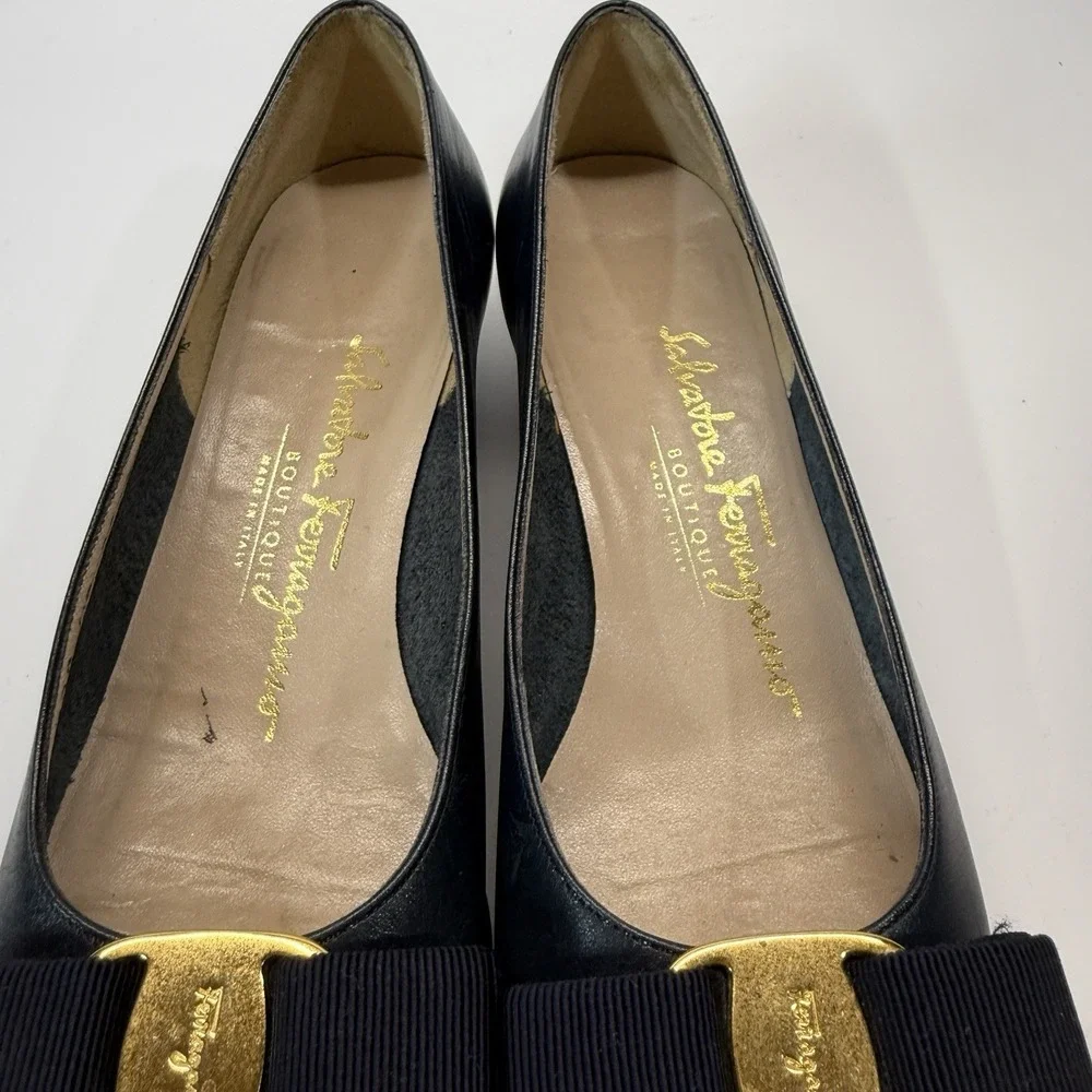 Vintage Salvatore Ferragamo Vara Leather Boutique Lillaz Bow Shoes Navy 5.5 B